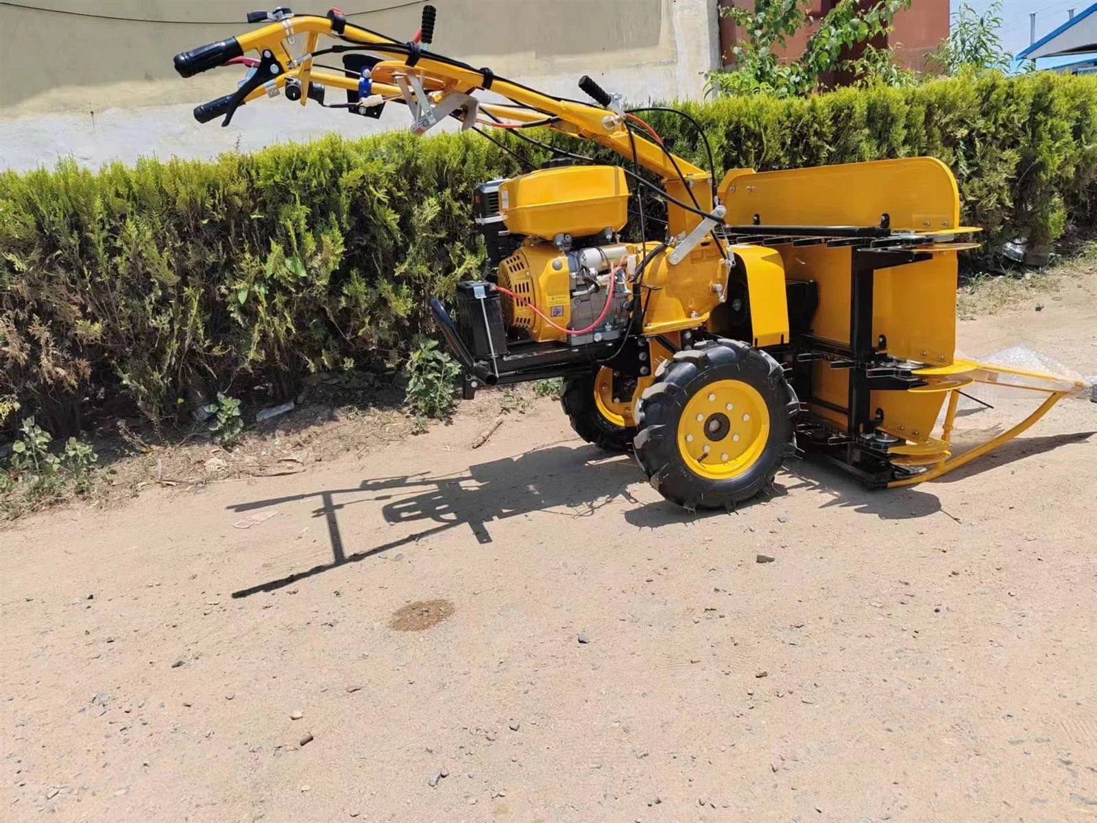 power tiller with reaper from China power tiller with reaper from China